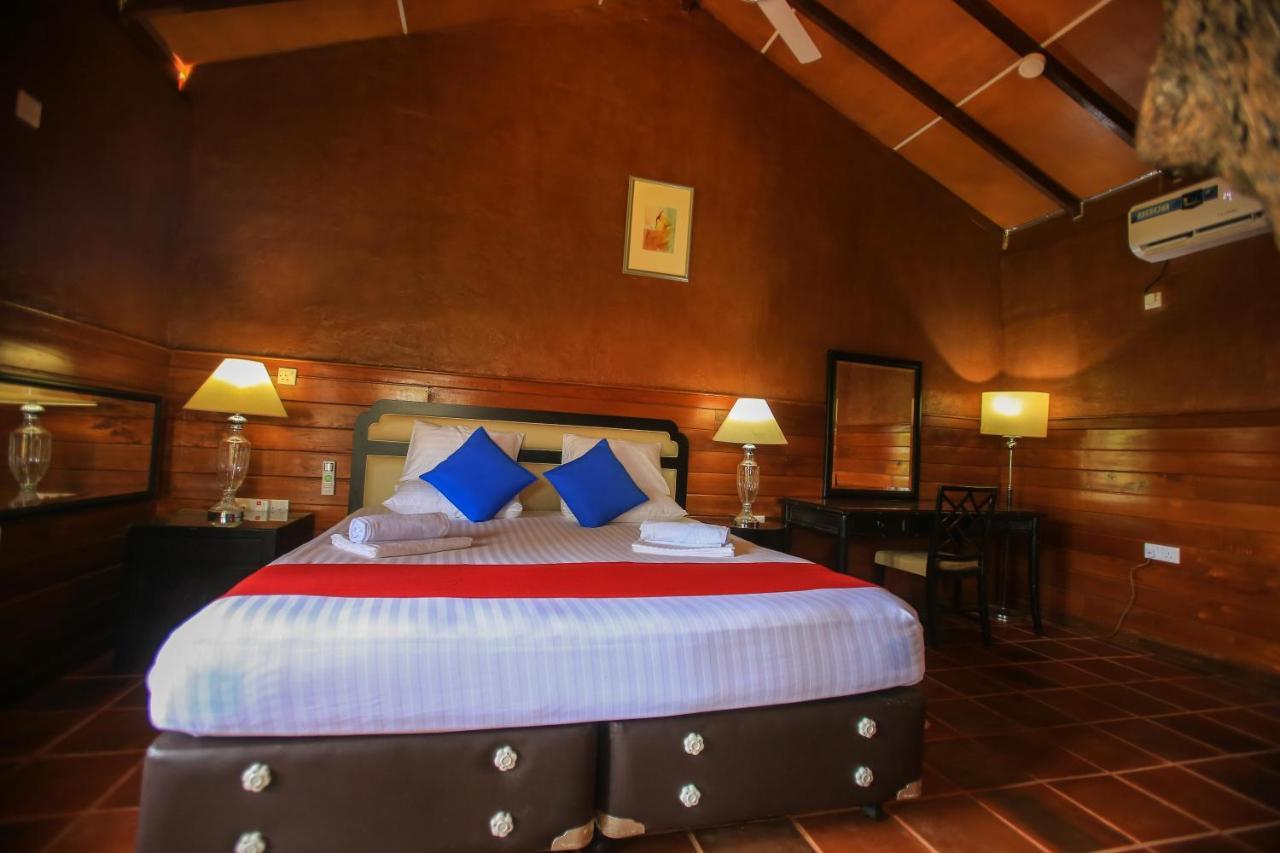 Jungle Hut Resort Sigirija Zewnętrze zdjęcie